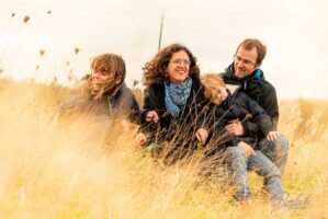 famille dans le vent